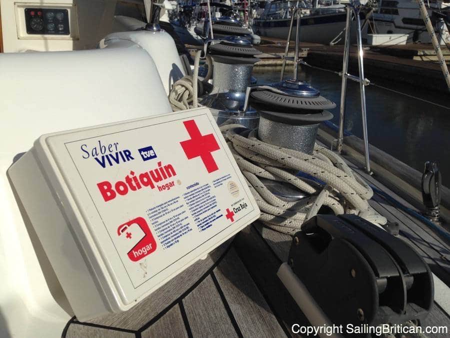 First-Aid-Kit-for-boat-10.jpg First-Aid-Kit-for-boat-10.jpg
