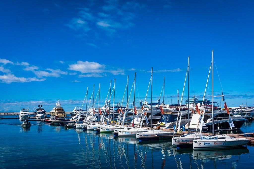 Флот парусных яхт SportFlot